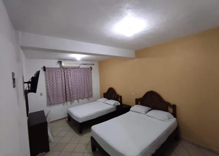 Roble 3*