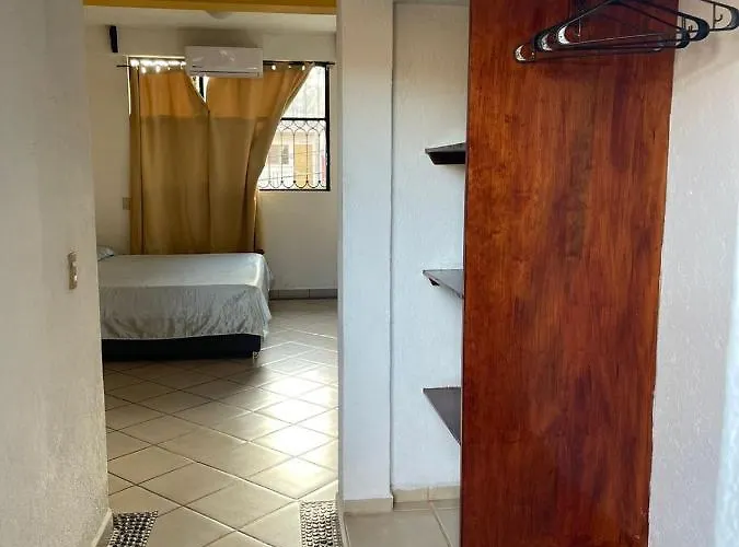 Hotel Roble Zihuatanejo